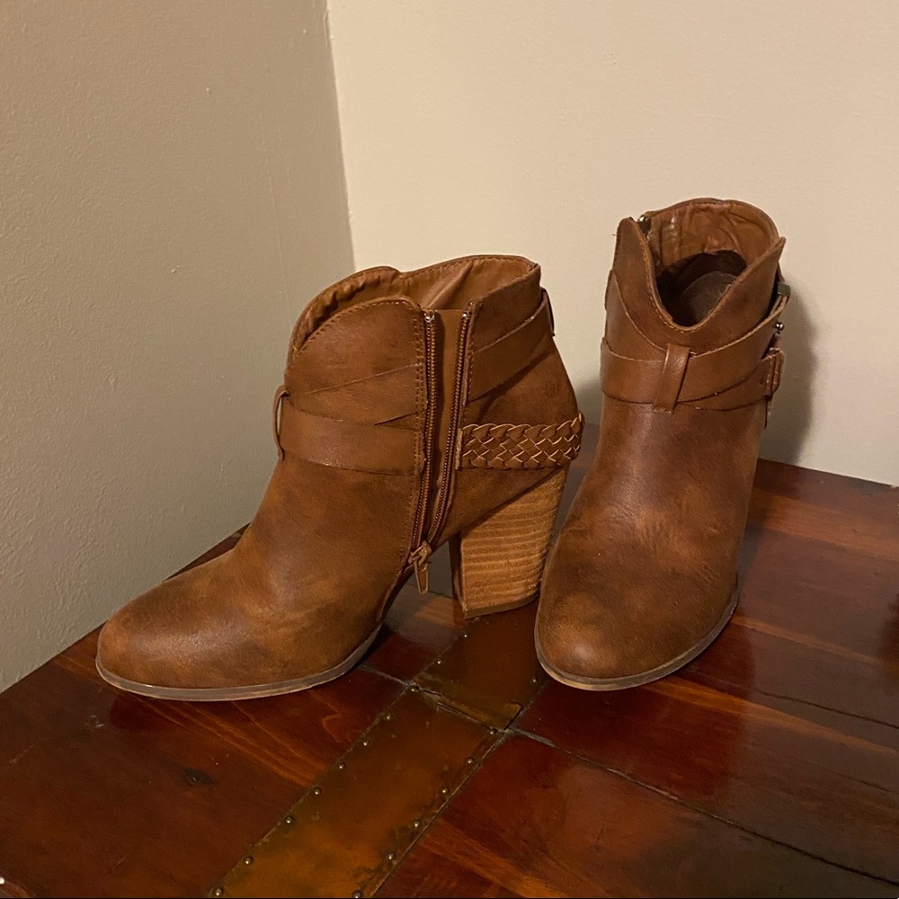 Tan faux leather heeled booties